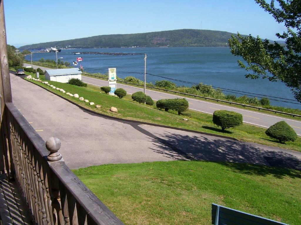 Admiral Digby Inn Restaurant And Cottages Екстериор снимка